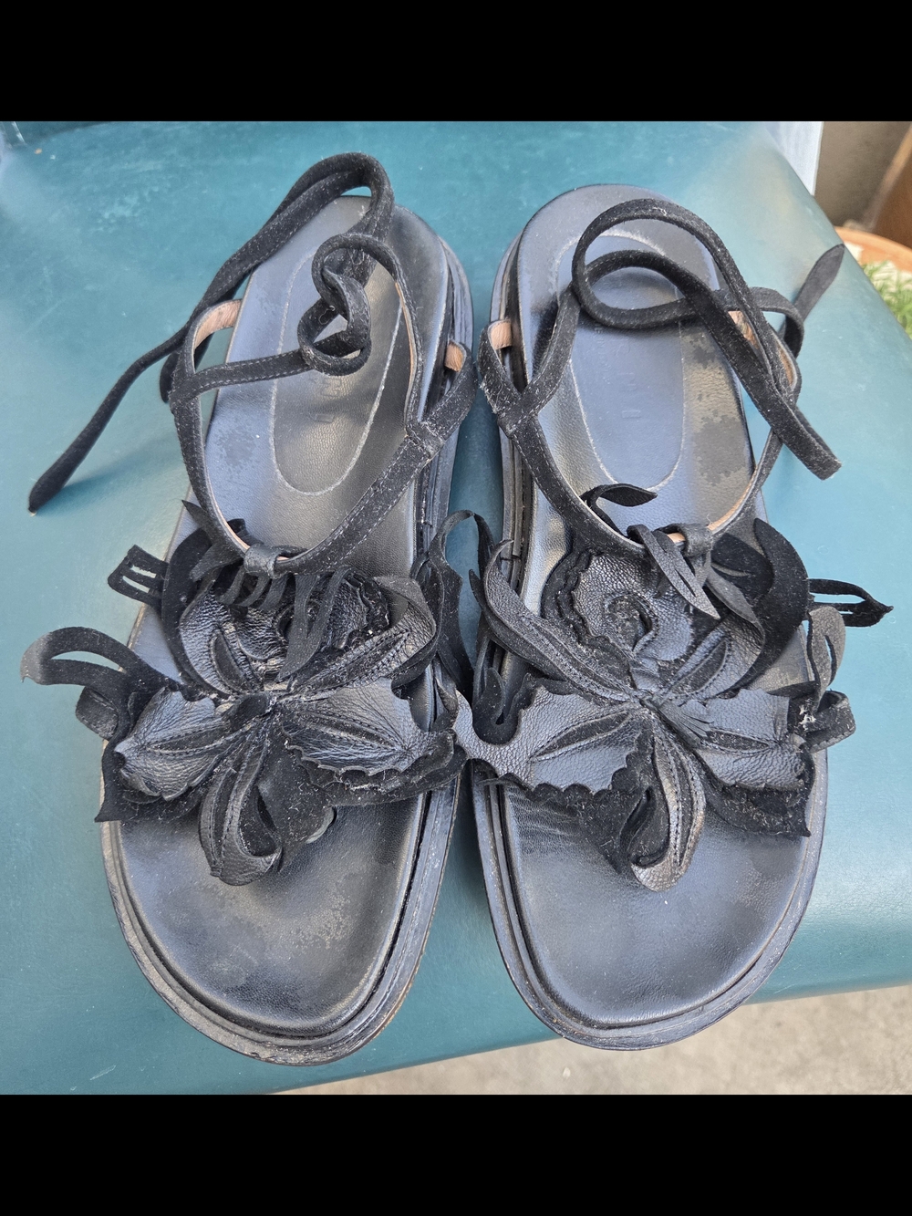 Marni Black Floral Appliqué Leather Sandals. 37.